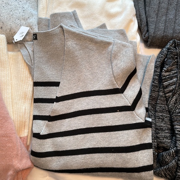 6 women’s sweaters, M\L - Picture 6 of 14